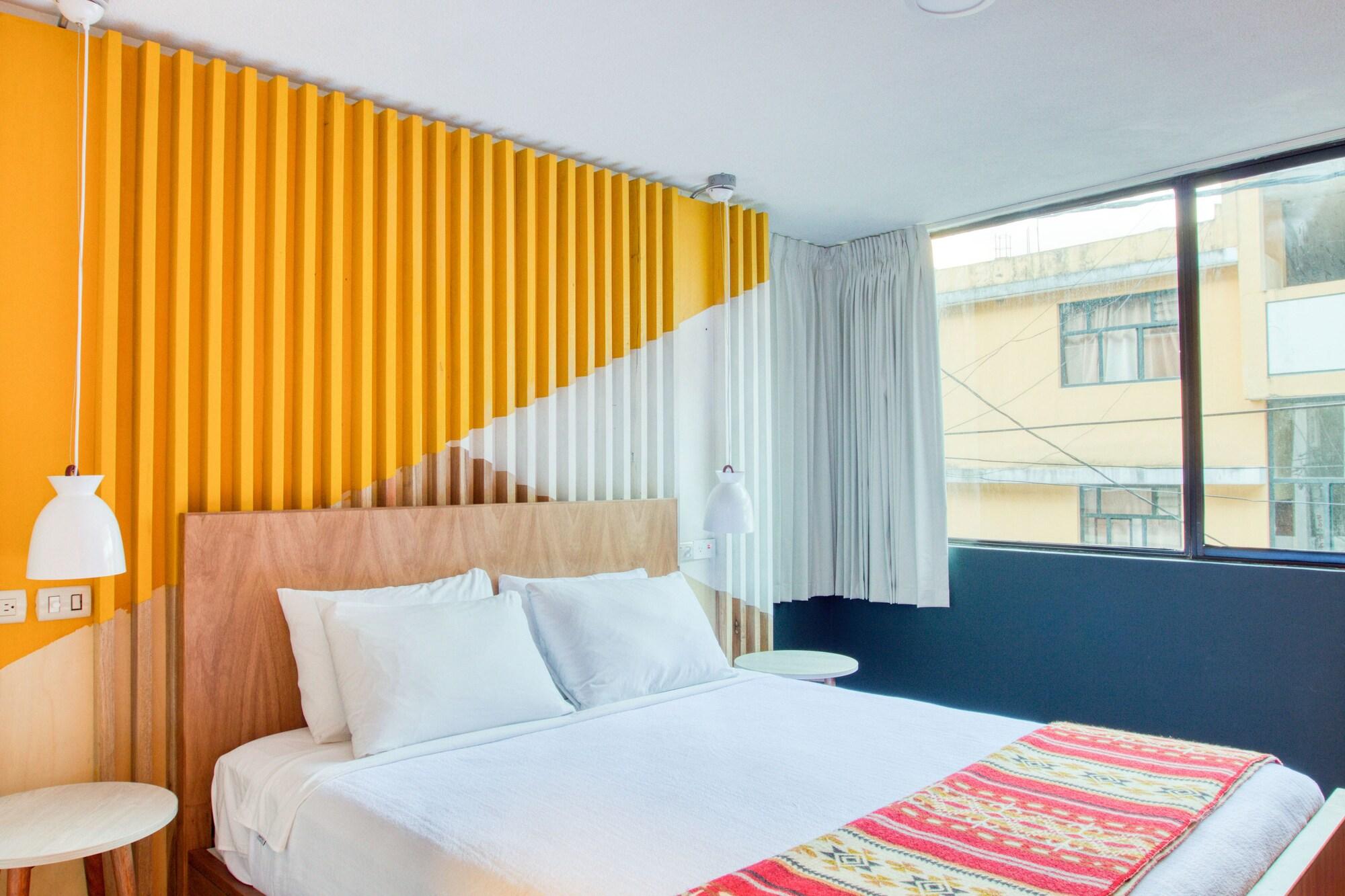 Socialtel Banos Hotel Eksteriør billede
