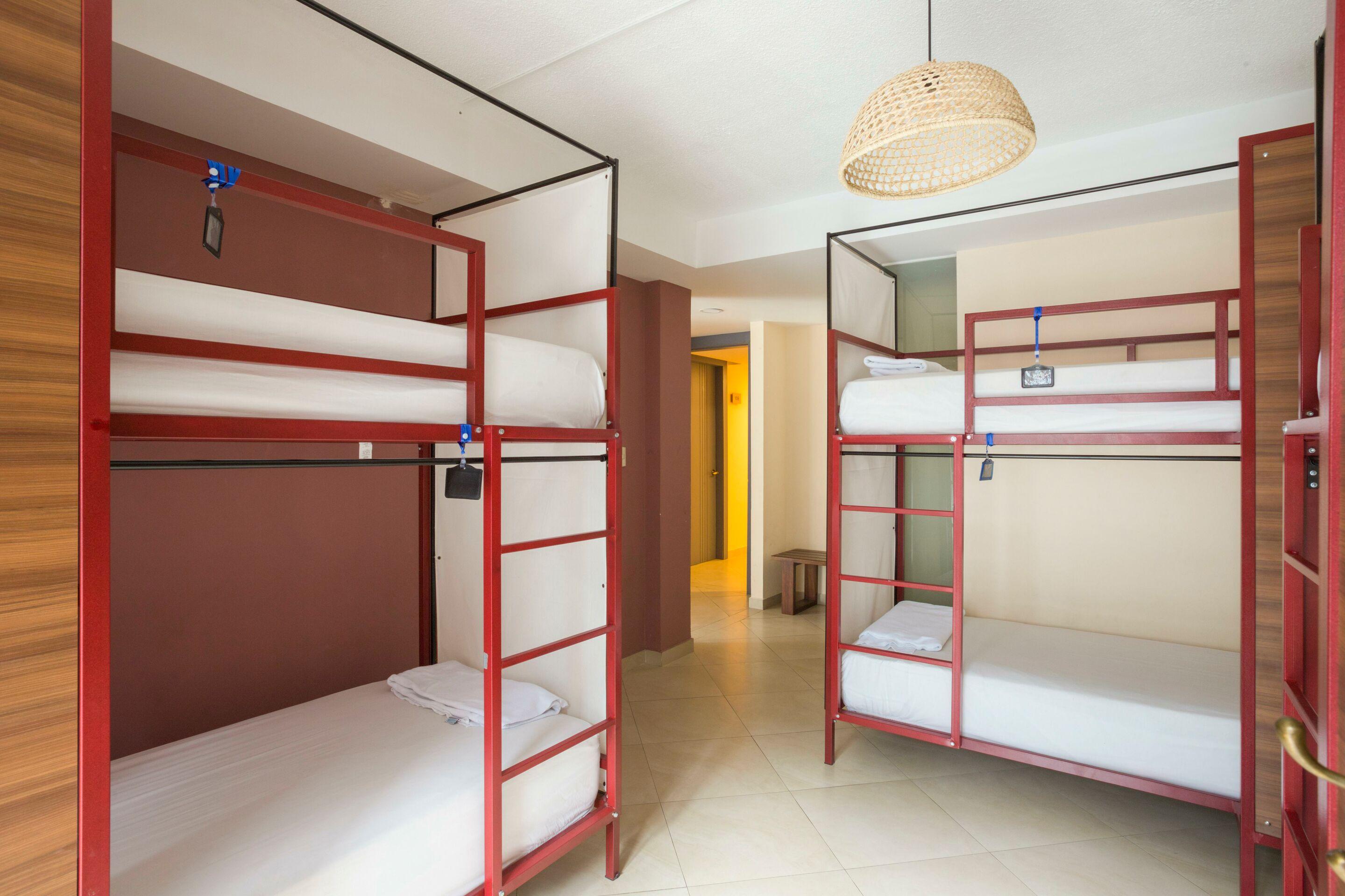 Socialtel Banos Hotel Eksteriør billede