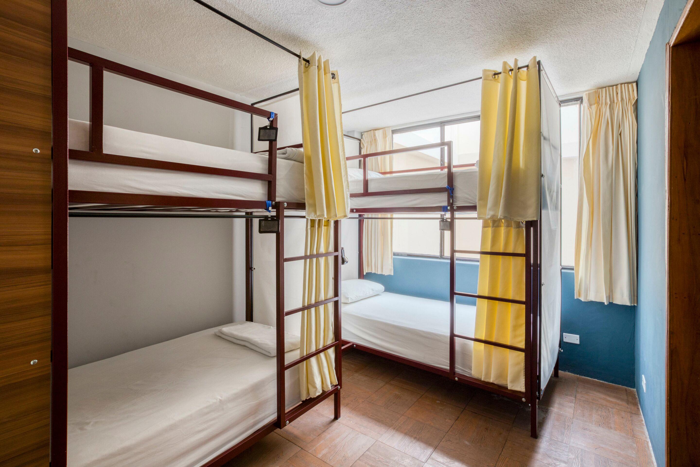 Socialtel Banos Hotel Eksteriør billede