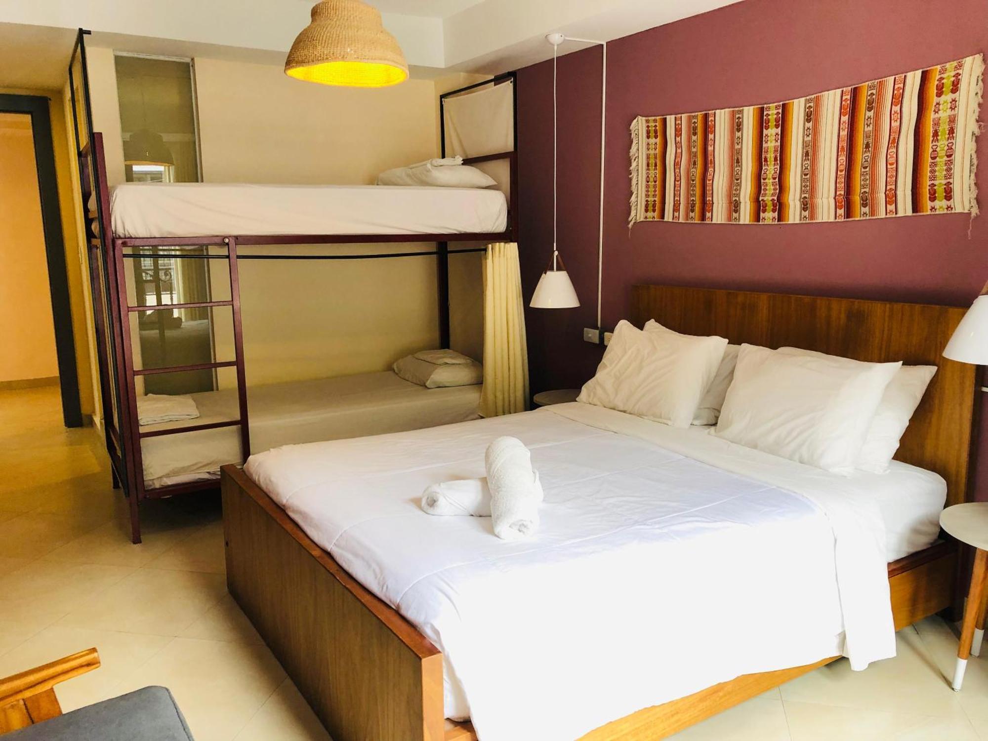 Socialtel Banos Hotel Eksteriør billede